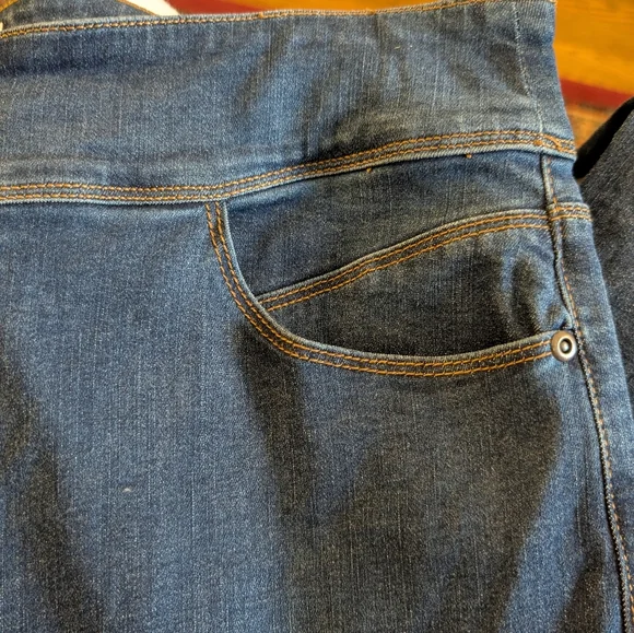 Westbound Jeans, 14L, Pull On Style, Flat Waistband, Flare Legs, 31.5" Inseam - Picture 3 of 5